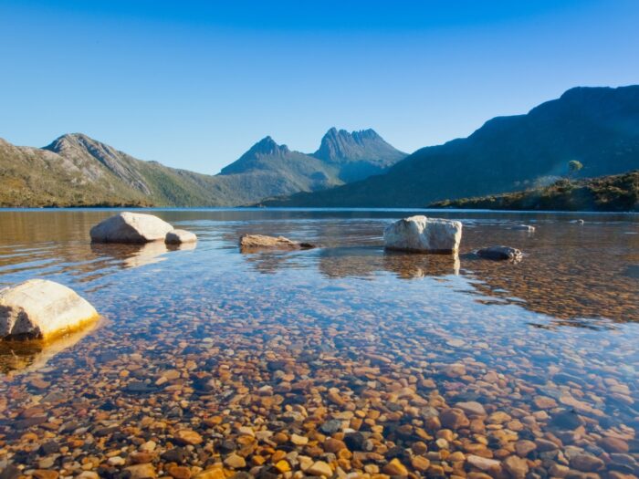 Dove Lake, Cradle Mountain - Tourism Tasmania & Andrew McIntosh, Ocean Photography
