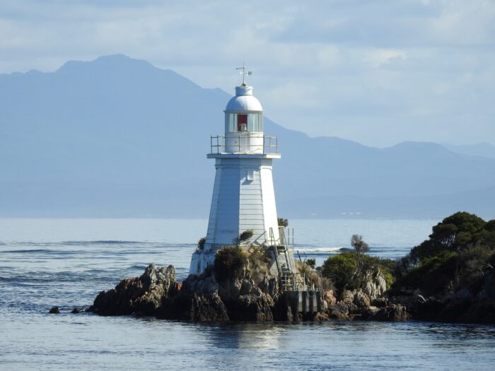 Hells Gate Lighthouse, Strahan