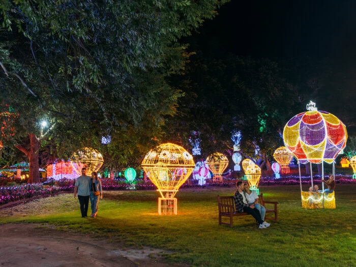Hunter Valley Gardens Christmas Lights Installation